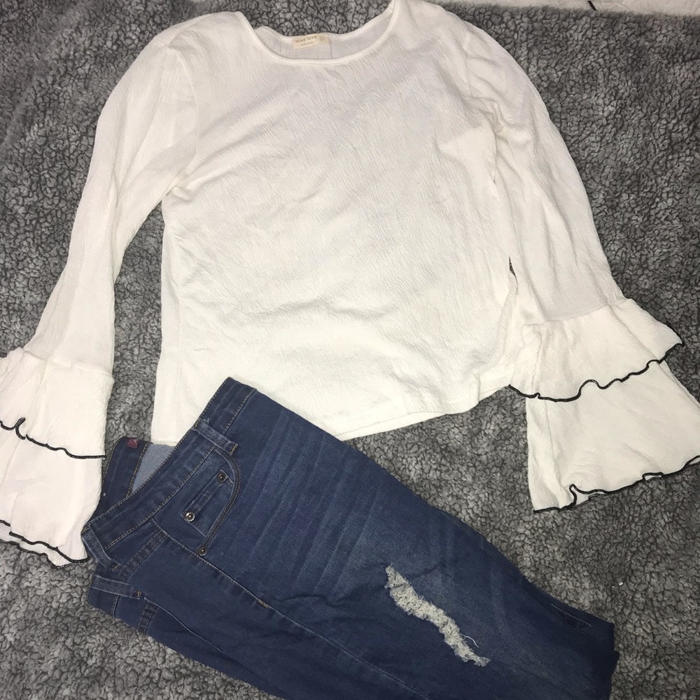 $5 shirt or $12 WHOLE OUTFIT